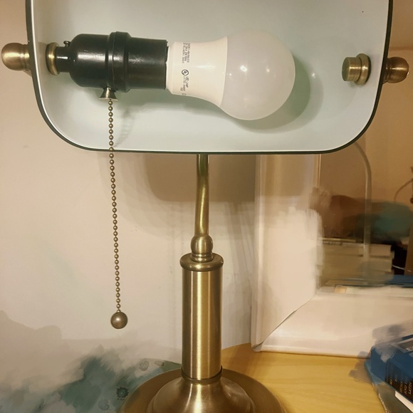 TORCHSTAR Green Glass Bankers Desk Lamp, UL Listed, Antique Desk Lamps with Bras - Picture 5 of 5